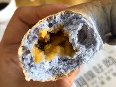 星空蝶豆花烤地瓜贝果面包-啊噗吐呦现场烘焙(麦凯乐店)