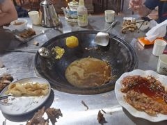 -粘豆包柴火铁锅炖