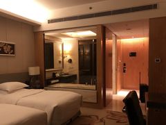 -广州天河希尔顿酒店