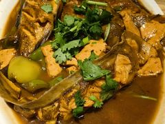 杂拌鱼炖豆腐-方城小吃店