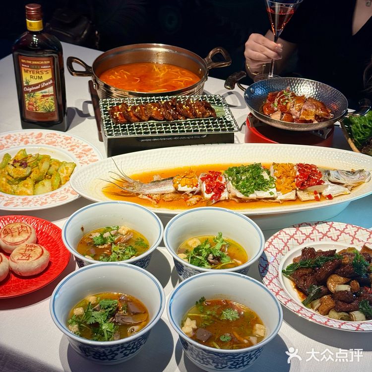 南京地标餐厅告白?这份“金陵热恋”攻略请收下