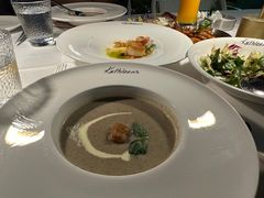 -Kathleen's Waitan 凯圣琳江景西餐厅(外滩店)