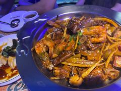 -徐记小怪兽肉蟹煲店(哈西万达金街店)