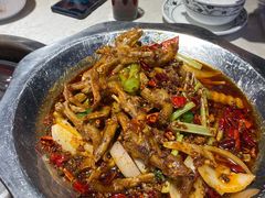 -休记光头香辣蟹干锅店(衣冠庙店)