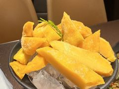 -曼听小寨海鲜烧烤·大连辣炒大王(盖州街店)