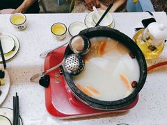-墨脱石锅椰子鸡•海鲜糟粕醋(榆亚路店)