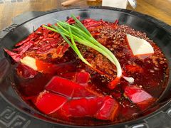 -虎贲三拖八老火锅(洋人街店)