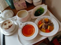 -菁幼月子会所(儿童医院店)