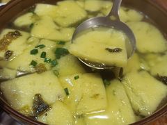 -乡土特色.冷锅鱼.牦牛肉汤锅