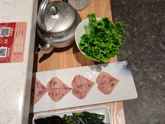 -三人行骨头王火锅(长寿店)