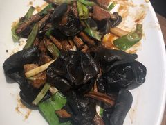 -老板恋上鱼(恒隆广场店)