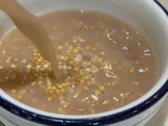 内蒙古奶茶-内蒙联营烧麦 草原石榴红(护国寺店)