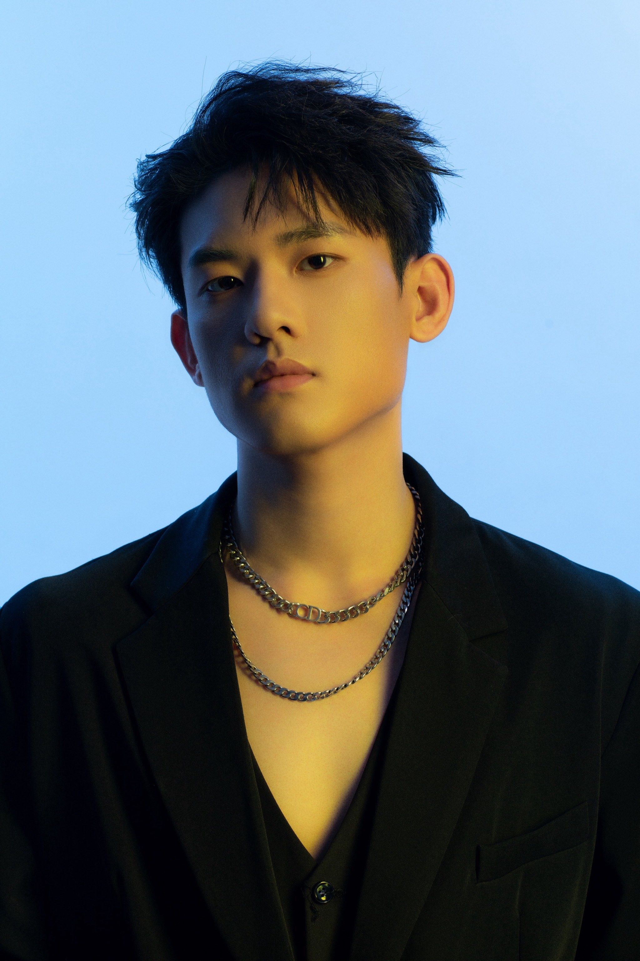 少年酷劲十足男生杂志感写真