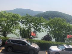 -南北湖湖光山居度假酒店