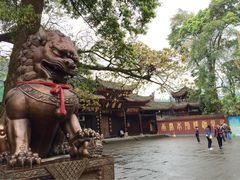 -峨眉山报国寺