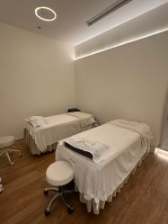 -苑苑vbeauty科技美容SPA