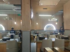 -围炉肉舍•炭烤活鳗•丹东海鲜烤肉(步行街店)