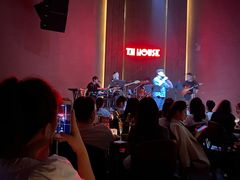 -TZ House音乐现场(来福士中心店)