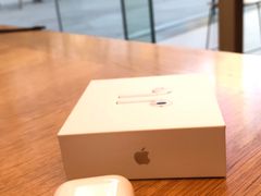 -Apple零售店(华贸购物中心店)