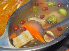 无花果木瓜鸡汤配潮汕鲜虾生滚粥-南城十里潮汕鲜牛火锅·鲜虾生滚粥(融汇老商埠店)