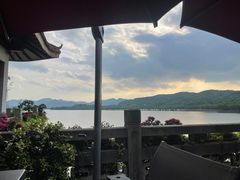 -湖畔居茶楼(湖滨店)