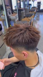 -藤野造型烫染·漂发