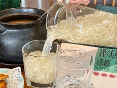 -莲餐厅·湖北菜·潜江小龙虾店(愚园路店)