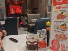 -香港新发烧腊茶餐厅(水围店)