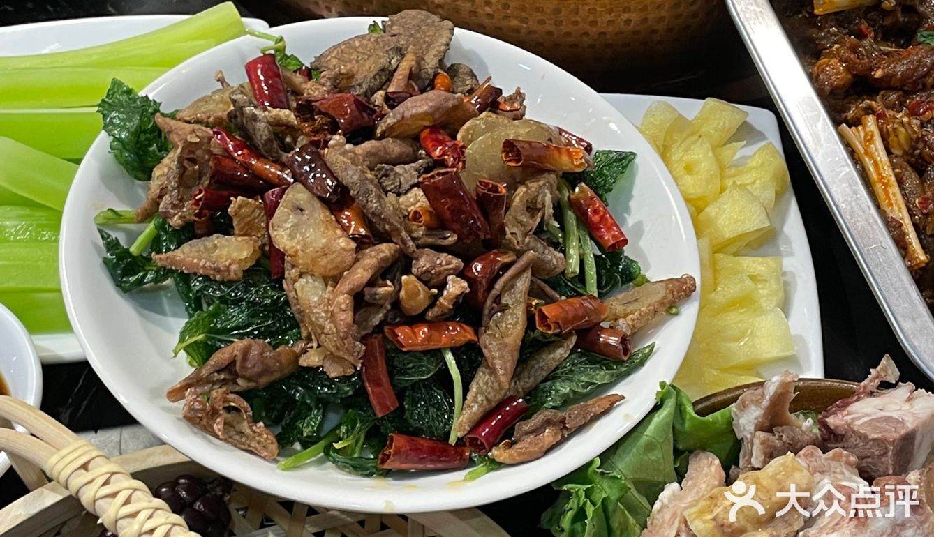 在安康路巷子里！！最害怕倒闭的酸汤牛肉🍲！！