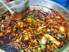 黑竹香鸡中锅-黑竹香鸡(营和巷店)