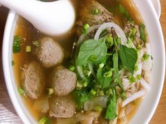 冬阴功汤-Pho Asia 亚阁越南料理(上海来福士广场店)