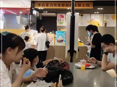 大堂-麦当劳(龙之梦购物中心店)