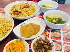-扬二春炒饭(国庆路总店)