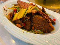 -马尔龙新疆饭店·清真(瑞景店)