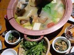 -民食香·腊排骨野生菌美食(木府店)