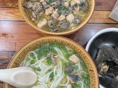 -正宗李家土鸡米线店