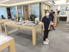 -Eziwish眼镜·蔡司授权店