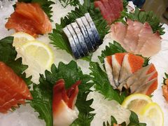 -鞍山大白鲨美食酒店