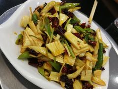 -瑞杰烧烤店·24小时营业(山东路店)