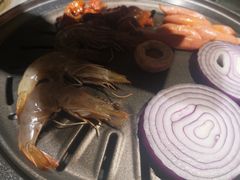 -明洞阿姨·韩式酱蟹烤肉·创意料理(三元桥店)