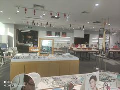 -亚美视光眼镜店(重庆路活力城店)