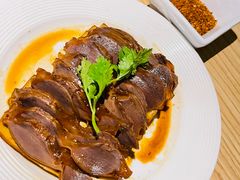 鸭胗豆干-TRiO·三重奏