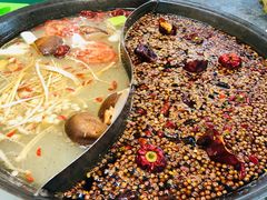 鸳鸯锅底-石灰市老火锅(北滨路店)