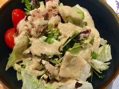 金枪鱼蔬菜沙拉-斗牛士牛排(南京东路店)