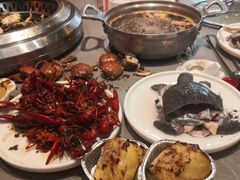 -黑金·寻焰自助百汇·烤肉·火锅(中街店)