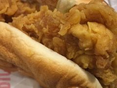 麦辣鸡腿汉堡经典中薯条套餐-麦当劳(春风店)