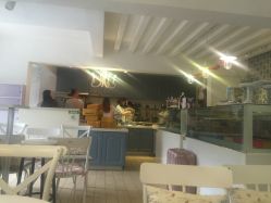 -明匠曲蛋糕西点屋(穗花新村店)