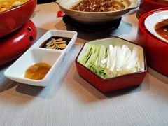 -卯火锅(人和协信店)