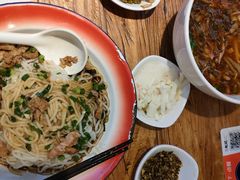 -湘人龙记老长沙米粉(鸟巢店)