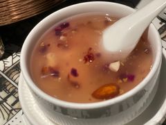 -绿茶餐厅(同成街华联店)